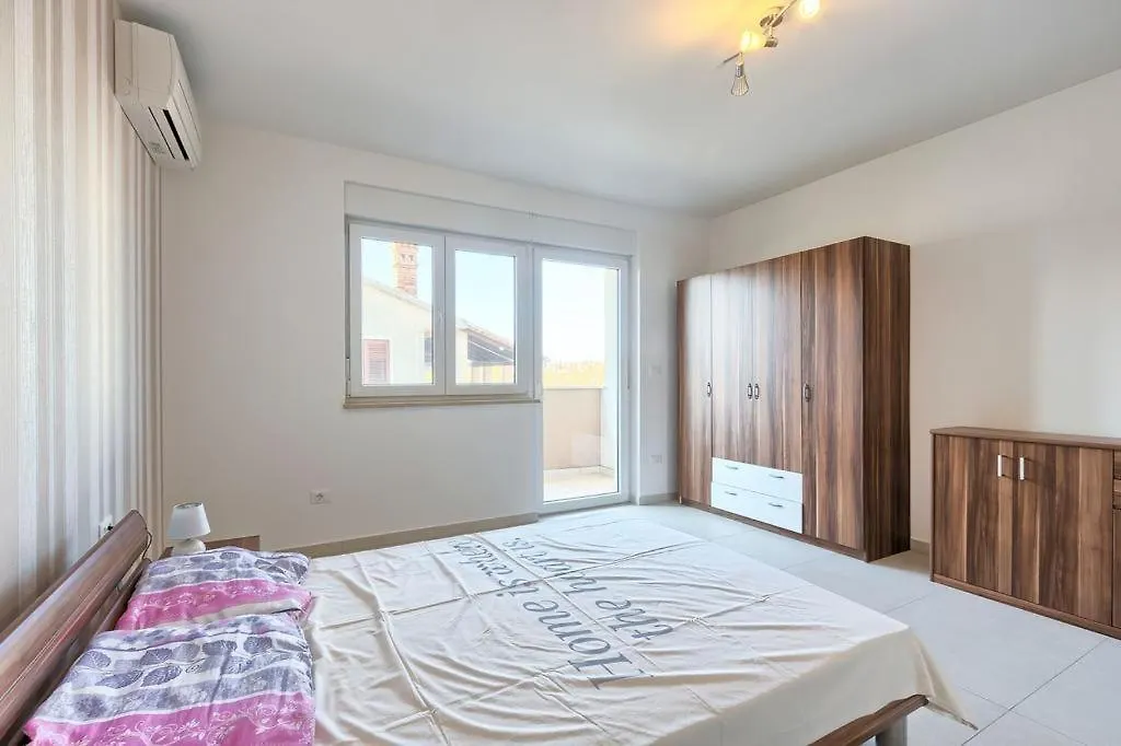 Lovely Fazana Apartments 400M From The Sea Croatia