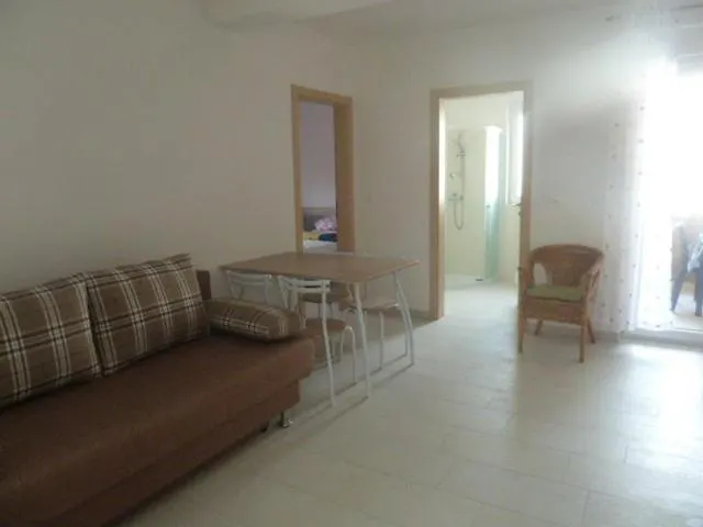 Lovely Fazana Apartments 400M From The Sea