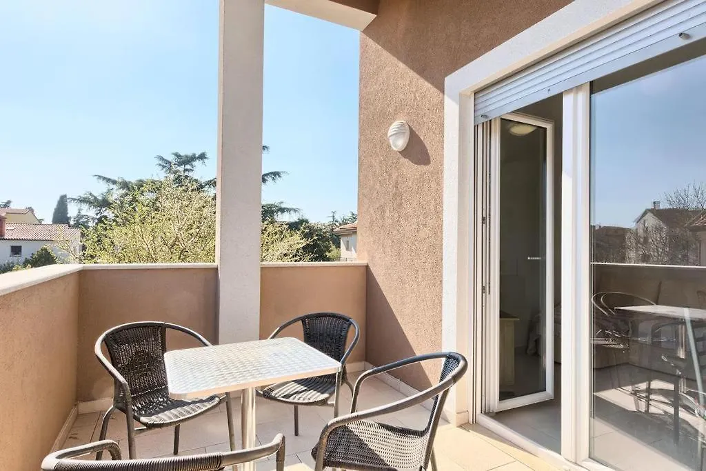 Lovely Fazana Apartments 400M From The Sea Croatia
